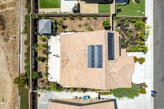 29852 Windmill Farms Rd, Winchester, CA 92596