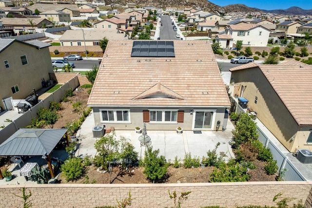 29852 Windmill Farms Rd, Winchester, CA 92596