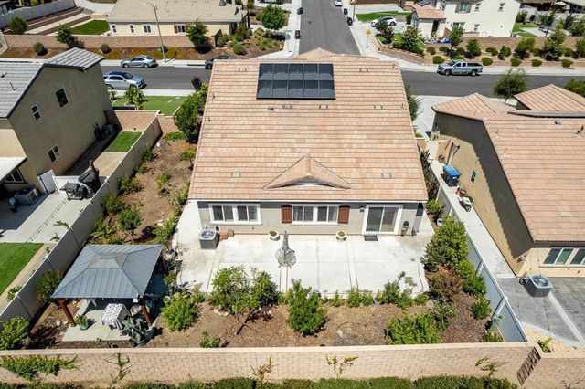 29852 Windmill Farms Rd, Winchester, CA 92596