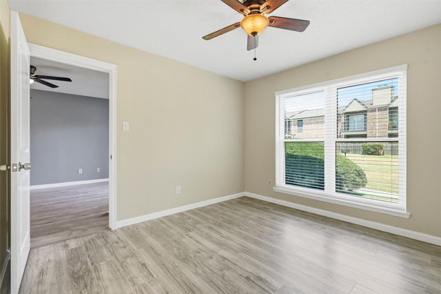 18800 Egret Bay Boulevard 1007, Webster, TX 77058