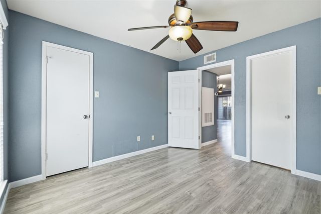 18800 Egret Bay Boulevard 1007, Webster, TX 77058
