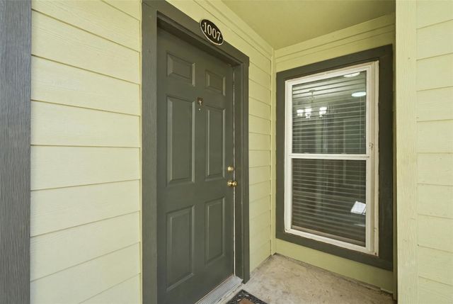 18800 Egret Bay Boulevard 1007, Webster, TX 77058