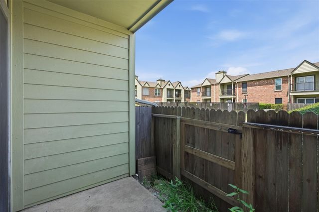 18800 Egret Bay Boulevard 1007, Webster, TX 77058