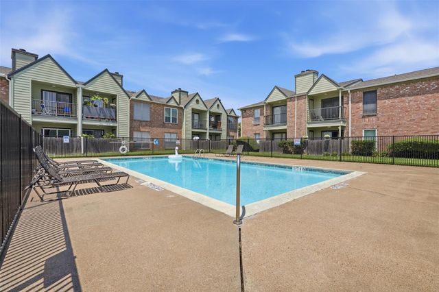 18800 Egret Bay Boulevard 1007, Webster, TX 77058