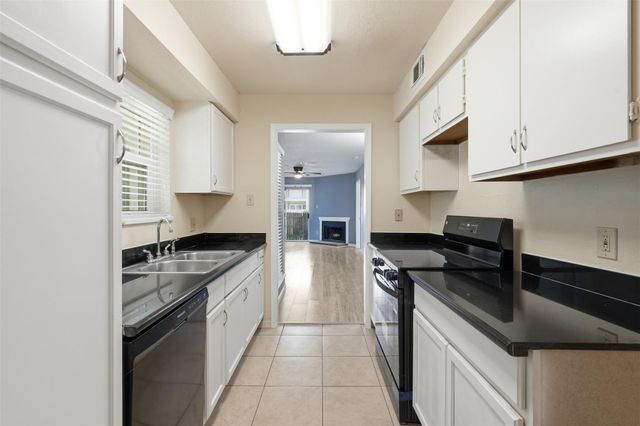 18800 Egret Bay Boulevard 1007, Webster, TX 77058
