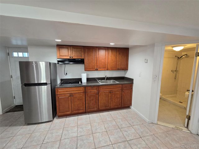 9712 159th Avenue, Howard Beach, NY 11414