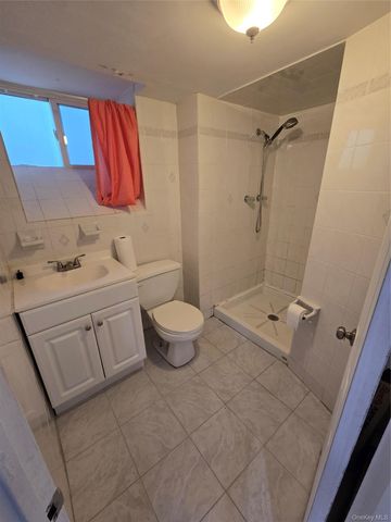 9712 159th Avenue, Howard Beach, NY 11414
