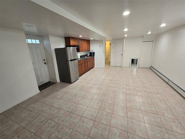 9712 159th Avenue, Howard Beach, NY 11414