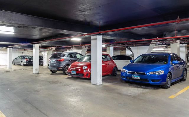 5600 N Sheridan Road 3D, Chicago, IL 60660