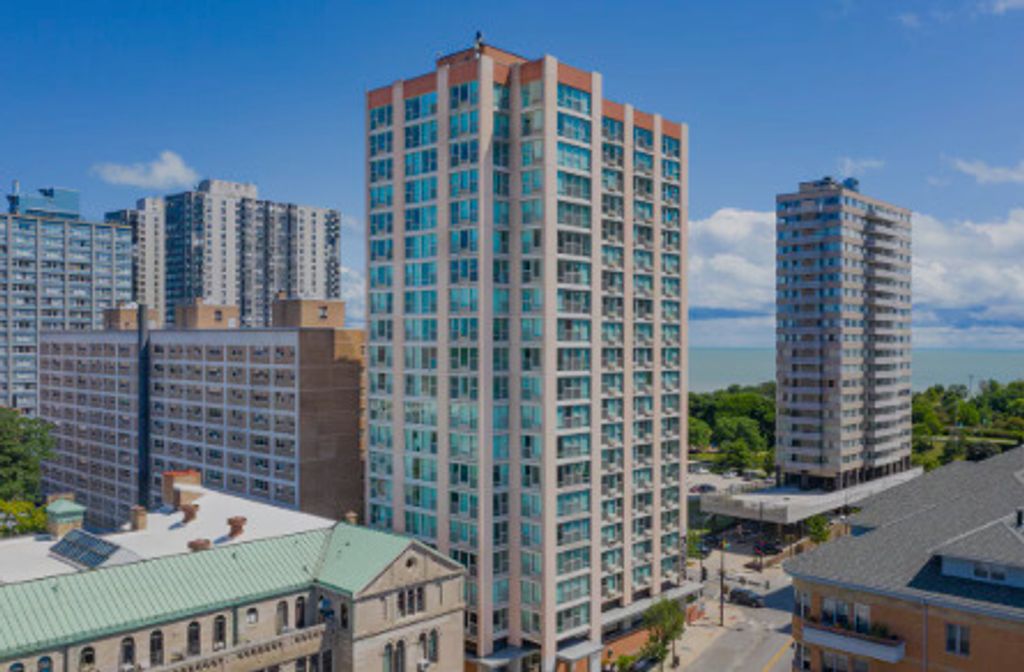 5600 N Sheridan Road 3D, Chicago, IL 60660