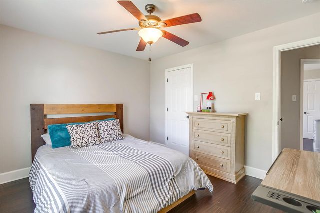 101 Springfield Lane, Red Oak, TX 75165