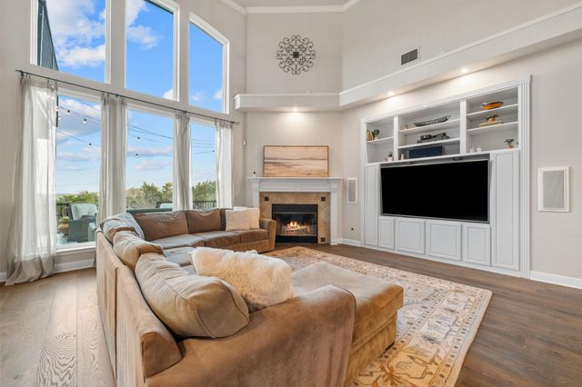 9708 Big View DR, Austin, TX 78730