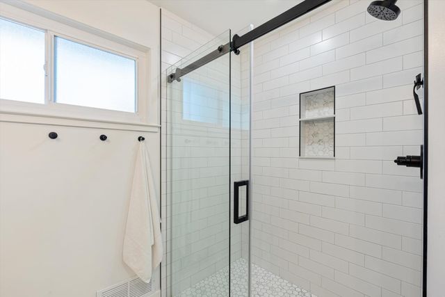 5808 O St, Sacramento, CA 95819