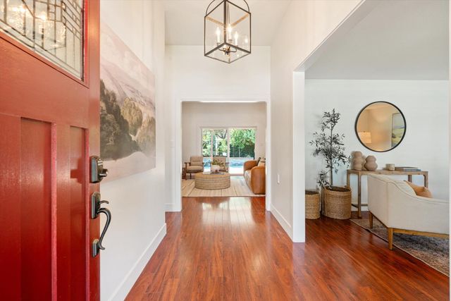 5808 O St, Sacramento, CA 95819