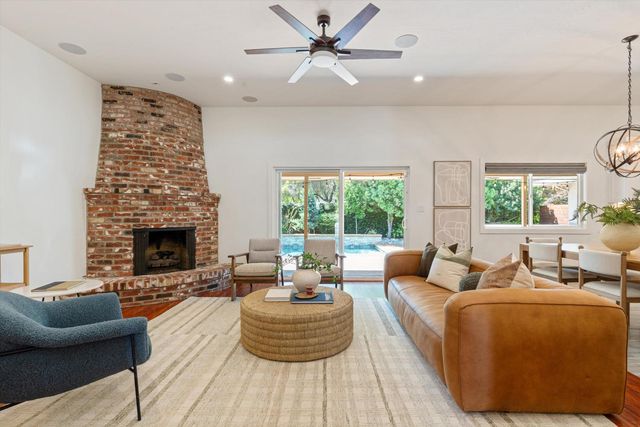 5808 O St, Sacramento, CA 95819