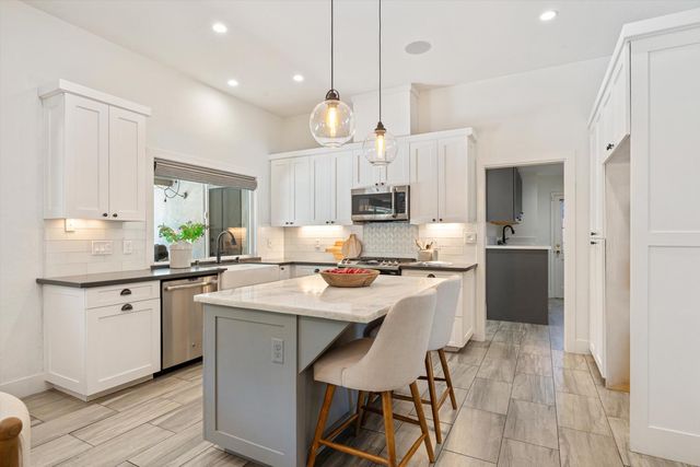 5808 O St, Sacramento, CA 95819