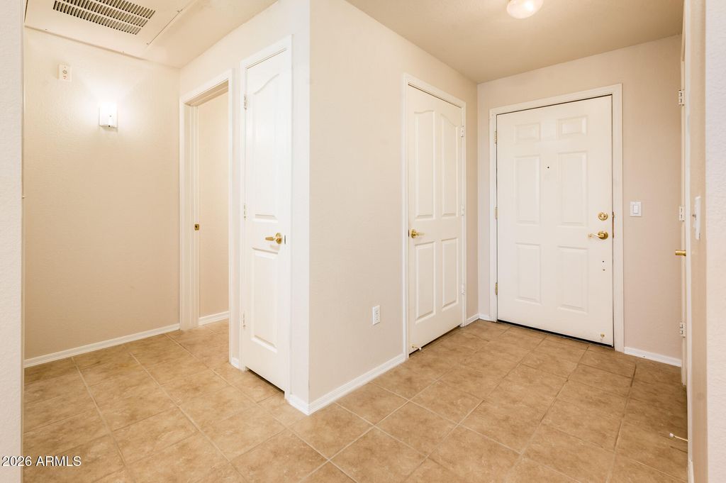 14950 W MOUNTAIN VIEW Boulevard 7104, Surprise, AZ 85374
