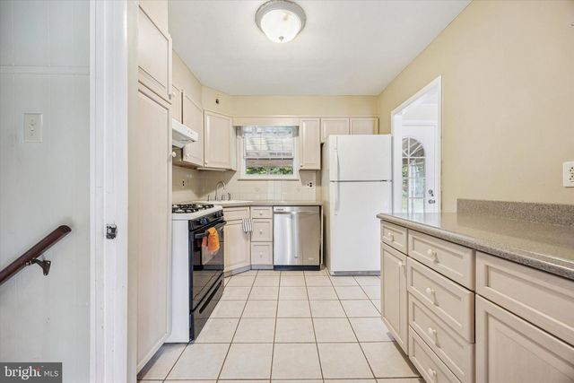 403 HEMLOCK RD, Flourtown, PA 19031