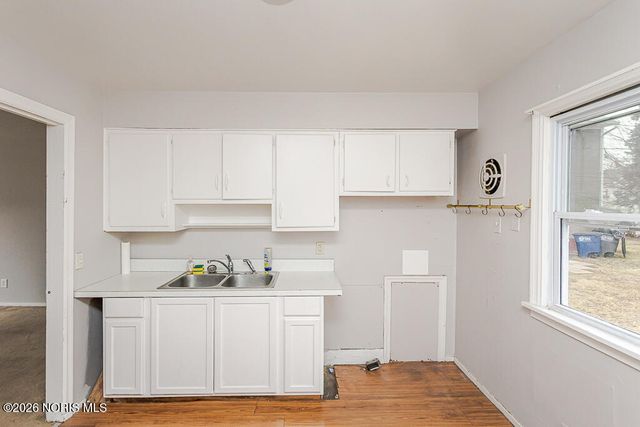 4244 N Lockwood Avenue, Toledo, OH 43612