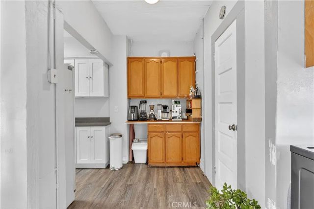 201 W 49th, Los Angeles, CA 90037