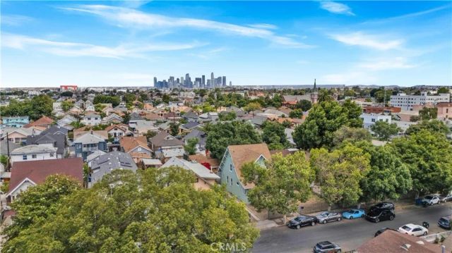 201 W 49th, Los Angeles, CA 90037