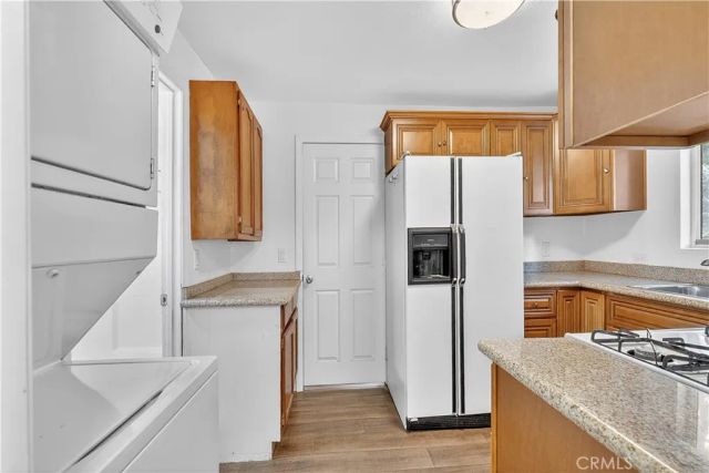 201 W 49th, Los Angeles, CA 90037