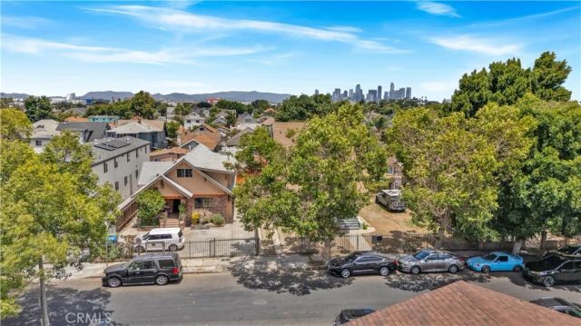 201 W 49th, Los Angeles, CA 90037
