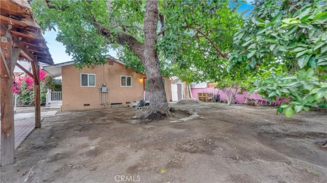 201 W 49th, Los Angeles, CA 90037