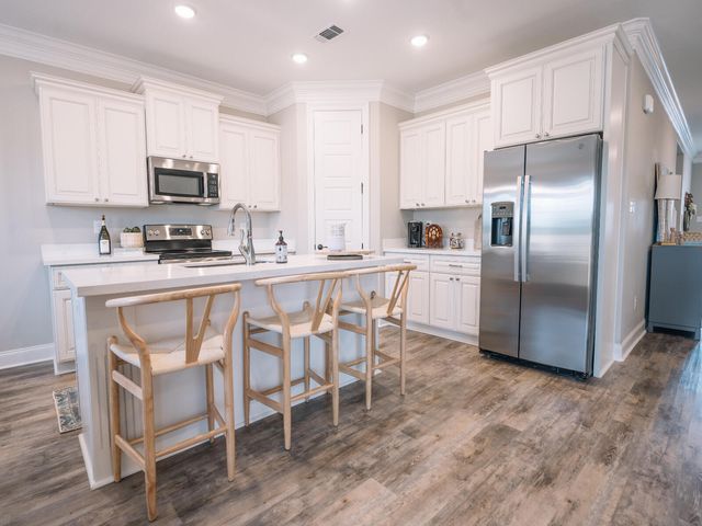 108 S Founders Way, Hattiesburg, MS 39401