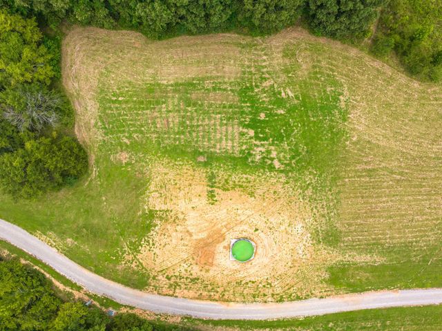2640 OLD JACKSON RD, Somerville, TN 38068