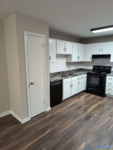 1505 Medland Road, Huntsville, AL 35816