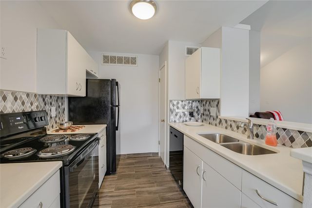 1601 FARO DR 2403, Austin, TX 78741