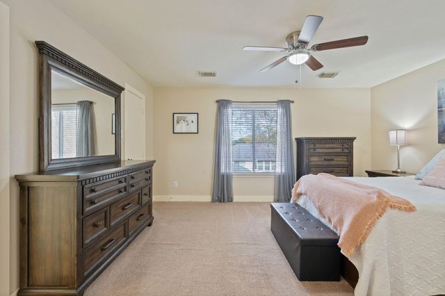 9915 Farrell Drive, Houston, TX 77070