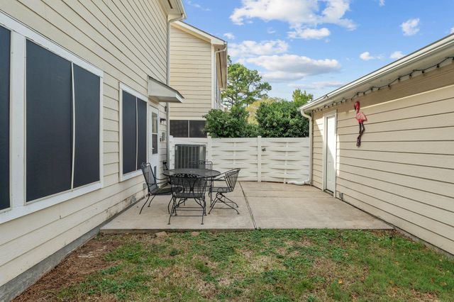 9915 Farrell Drive, Houston, TX 77070