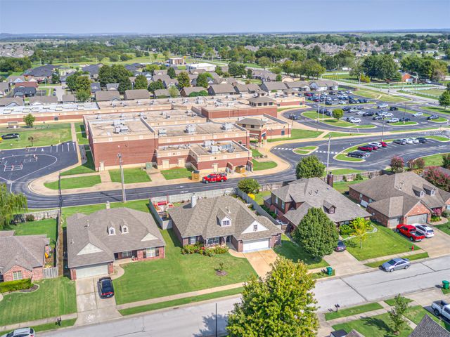 20745 E 45th Street S, Broken Arrow, OK 74014