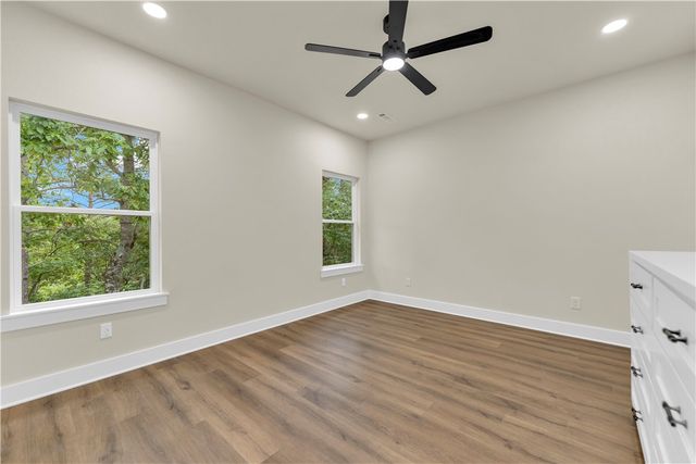 8278 Chestnut Drive, Rogers, AR 72756
