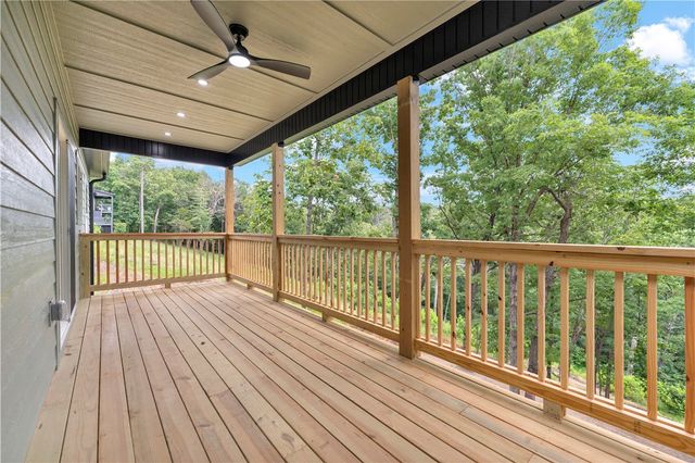8278 Chestnut Drive, Rogers, AR 72756