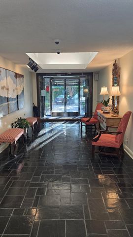 232 S Highland St Apt 808, Memphis, TN 38111