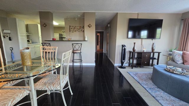 232 S Highland St Apt 808, Memphis, TN 38111