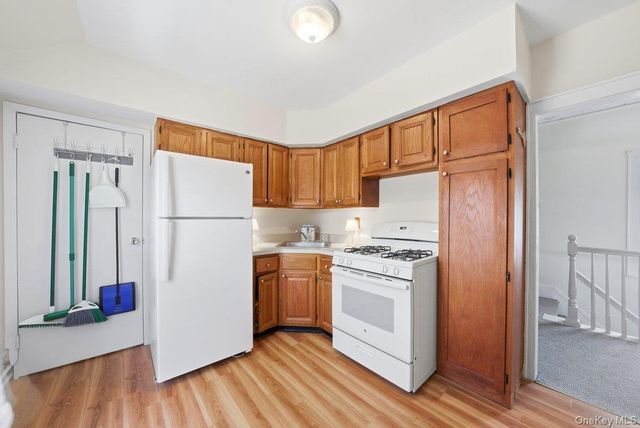 126 Glover Avenue, Yonkers, NY 10704