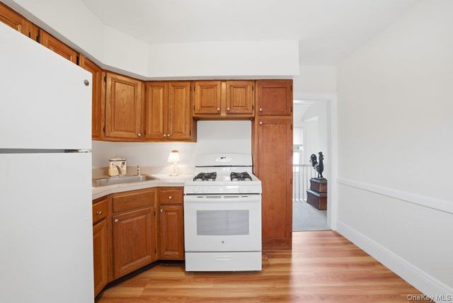 126 Glover Avenue, Yonkers, NY 10704
