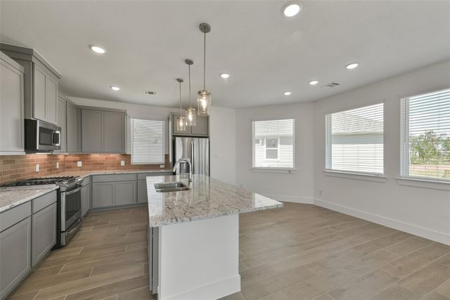 1446 Shaded Rock Drive, Missouri City, TX 77459