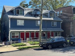 261-265 York Avenue, Staten Island, NY 10301
