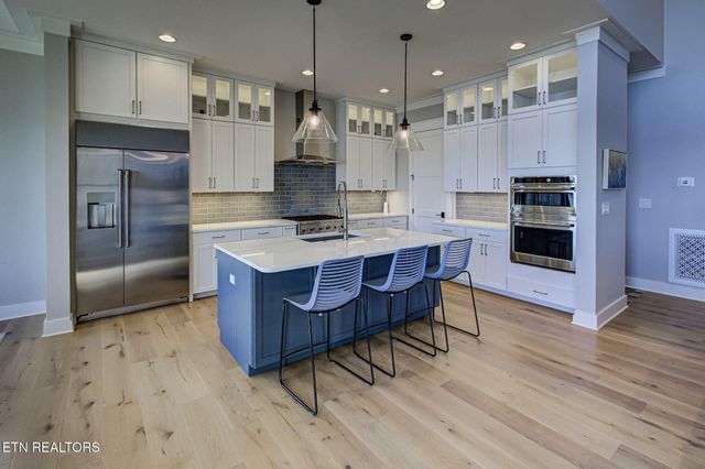 285 E Shore Drive, Rockwood, TN 37854