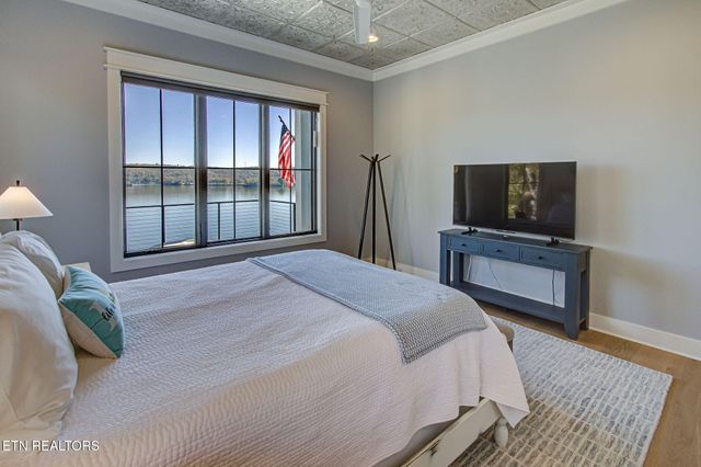 285 E Shore Drive, Rockwood, TN 37854