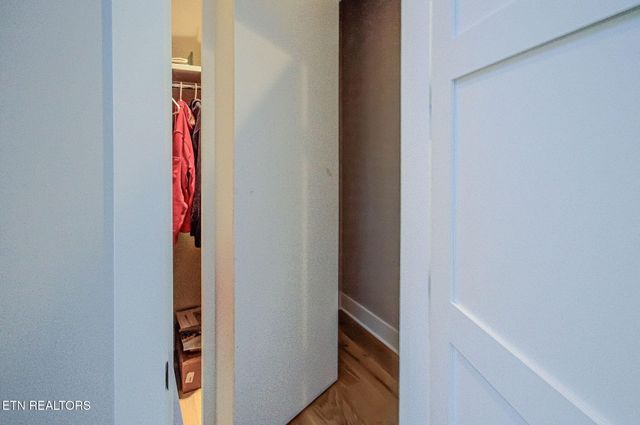 285 E Shore Drive, Rockwood, TN 37854