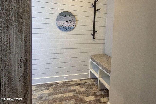 285 E Shore Drive, Rockwood, TN 37854