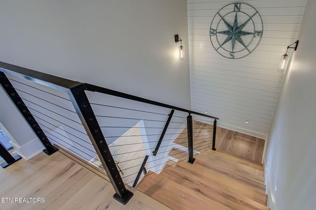 285 E Shore Drive, Rockwood, TN 37854