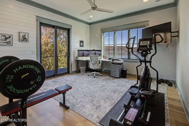 285 E Shore Drive, Rockwood, TN 37854