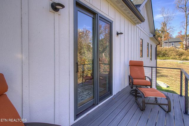 285 E Shore Drive, Rockwood, TN 37854